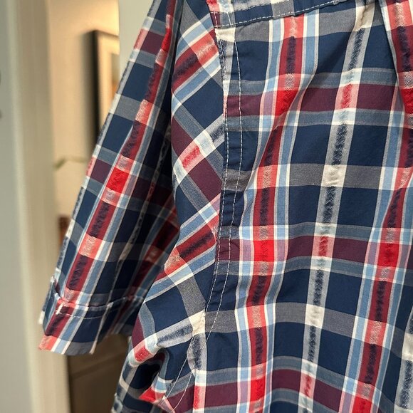 IZOD Men's Short Sleeve Collared Shirt, Size: XL, Button Down - Picture 9 of 10